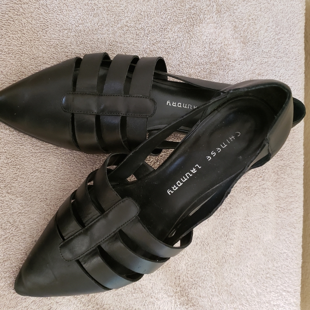 Women's shoes